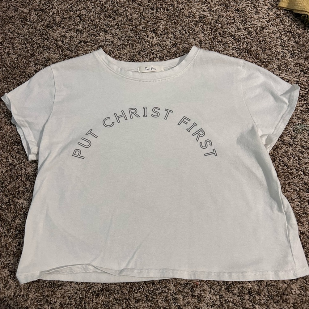 Tres Bien White Crop Top